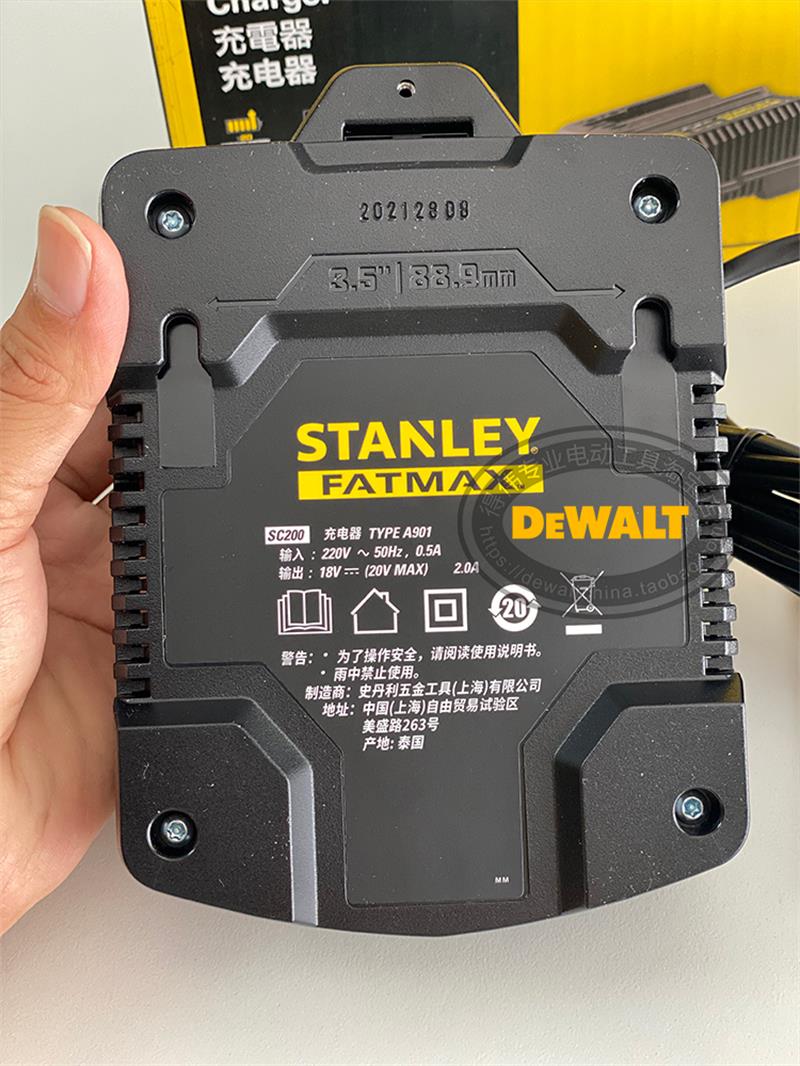 Lithium Battery Charger for St - Power Tools Stanley 评论和价格